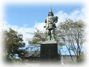 蒲生氏郷公像